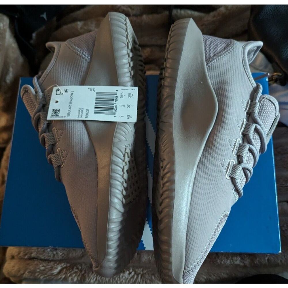 adidas Tubular Shadow J Big Kids 6.5 Running Shoes Tan Sneakers Mocha New - Picture 13 of 16